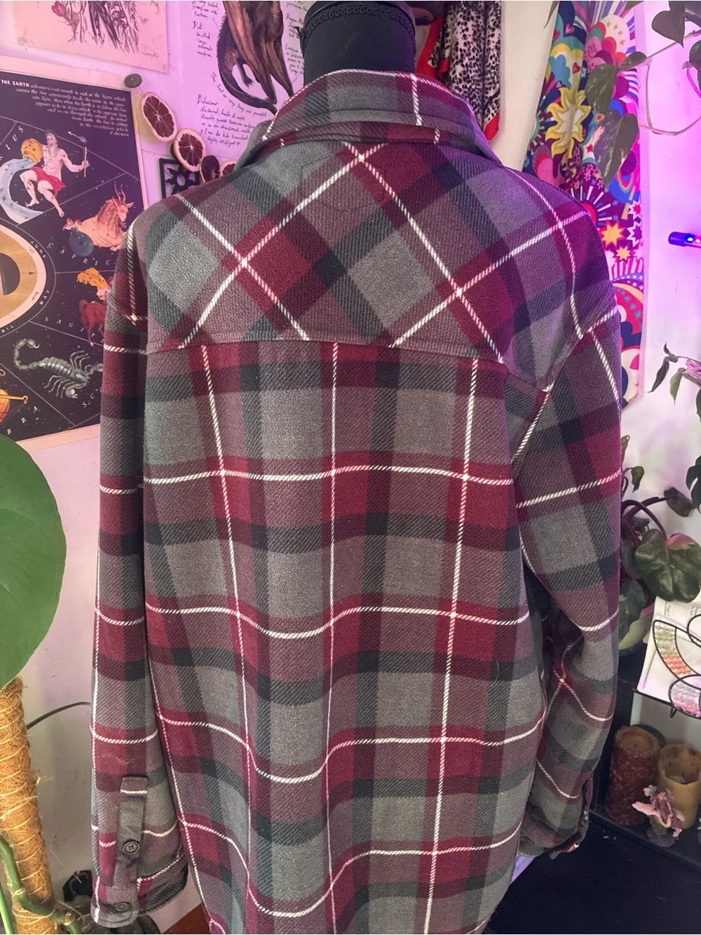 Plaid Sherpa-Lined Hooded Flannel Jacket - Gray & Burgundy